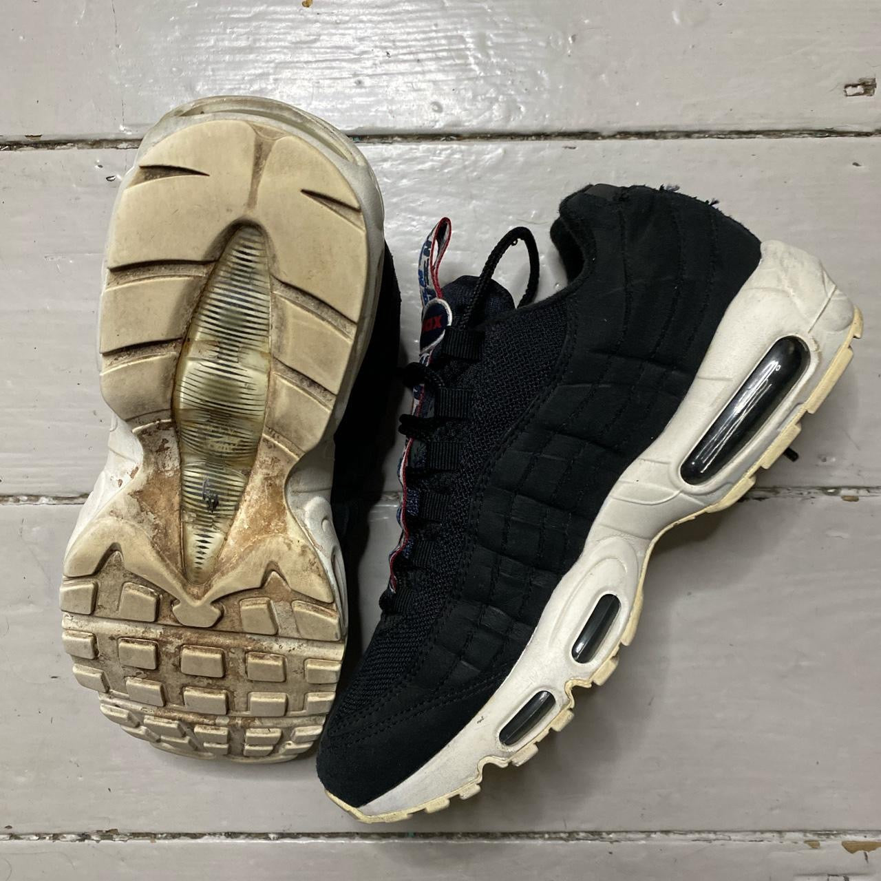 Nike Air Max 95 Pull Tab (UK 6)