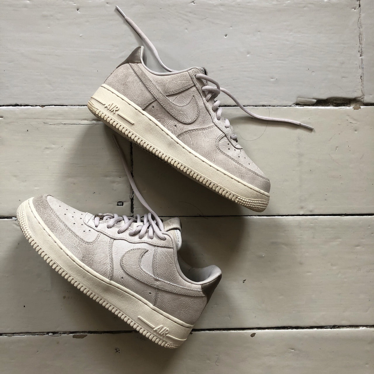 Nike Air Force 1 Cream Embossed Suede (UK 5.5)