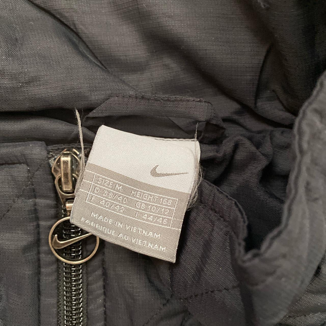 Nike Womens Bomber Jacket (Medium)
