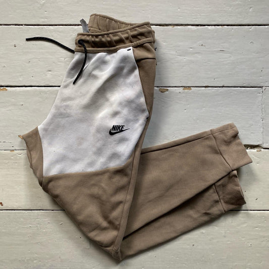 Nike Tech Fleece Brown and White Joggers (Small)