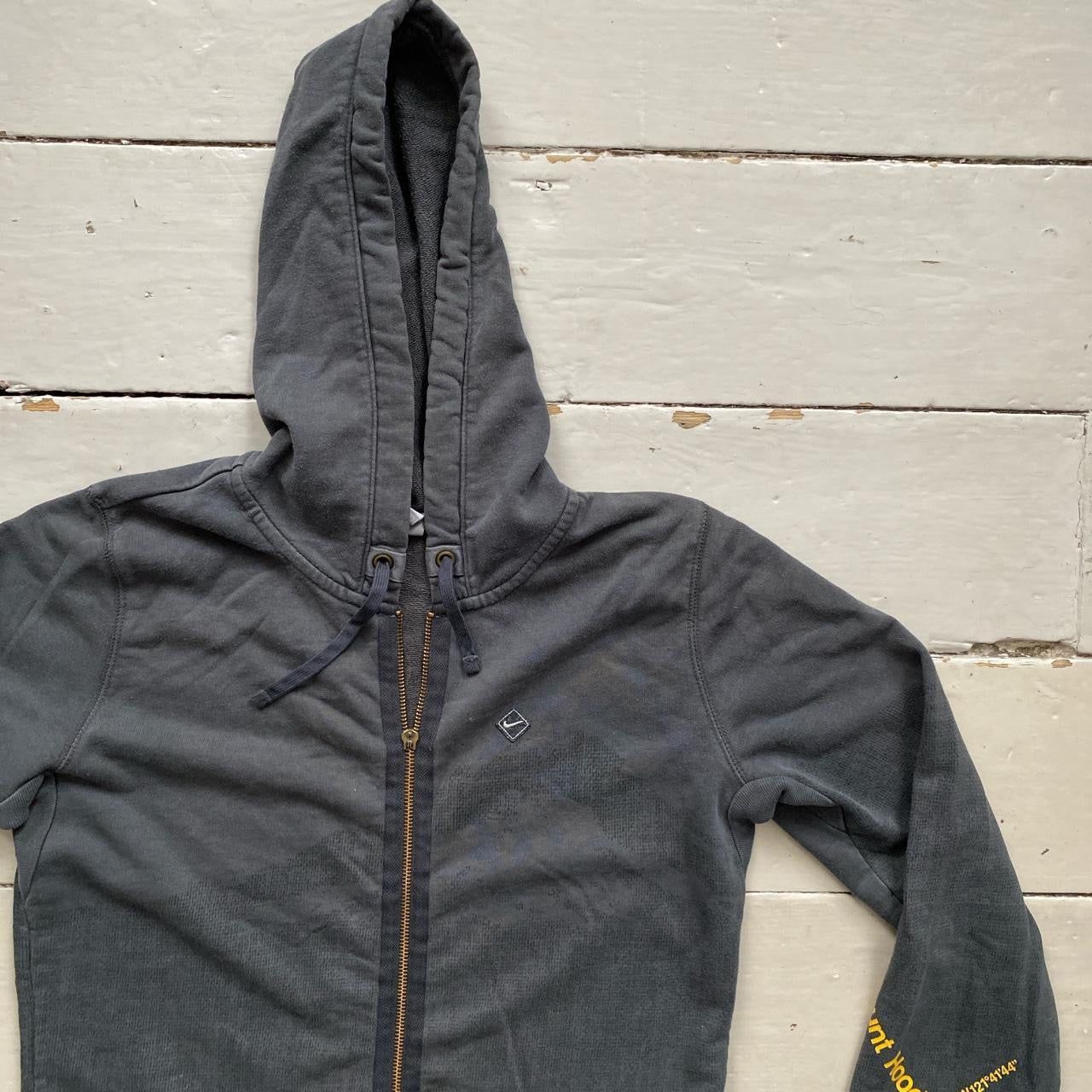 Nike Trail Runners Hoodie (Small)