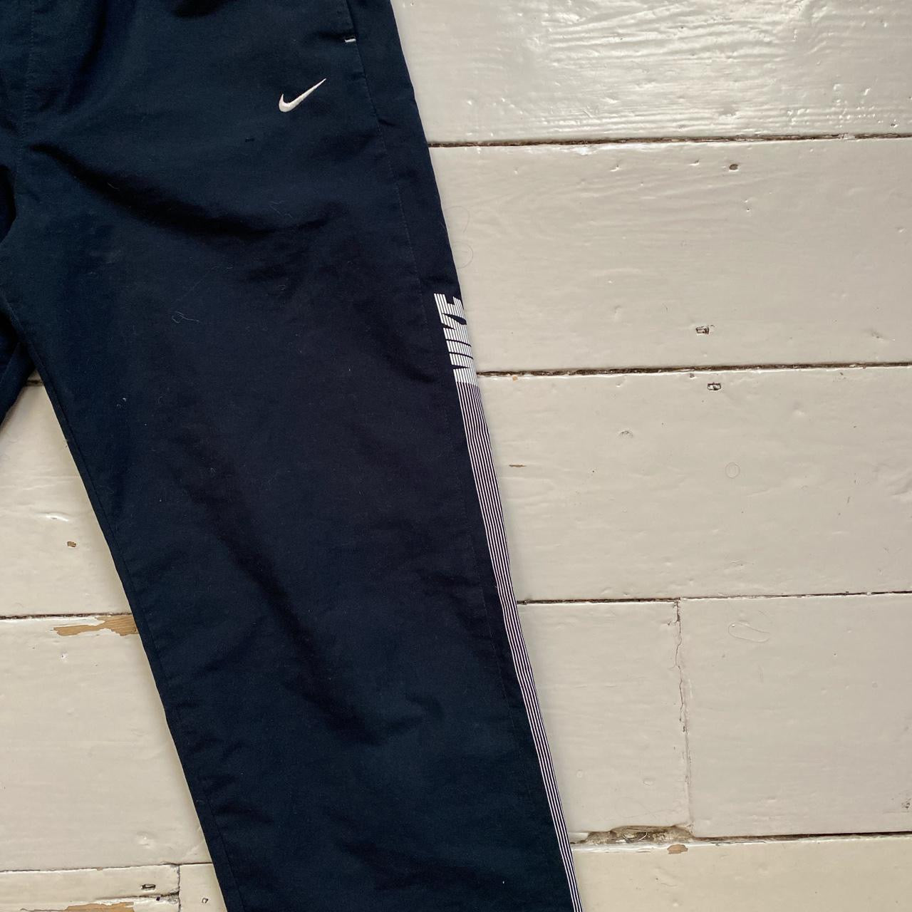 Nike Club Navy Shell Bottoms (Womens Small)