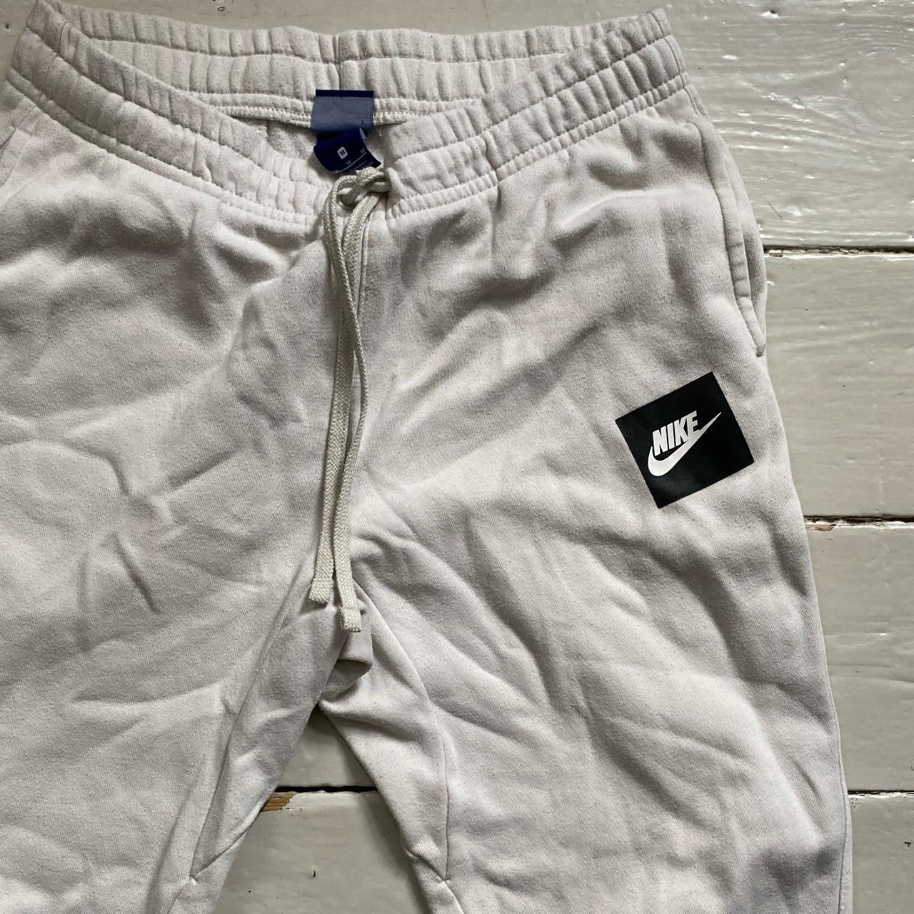 Nike Box Logo joggers Medium Wear Garson