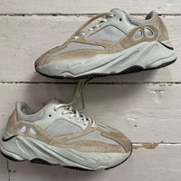 Yeezy 700 Analog (UK 8.5)
