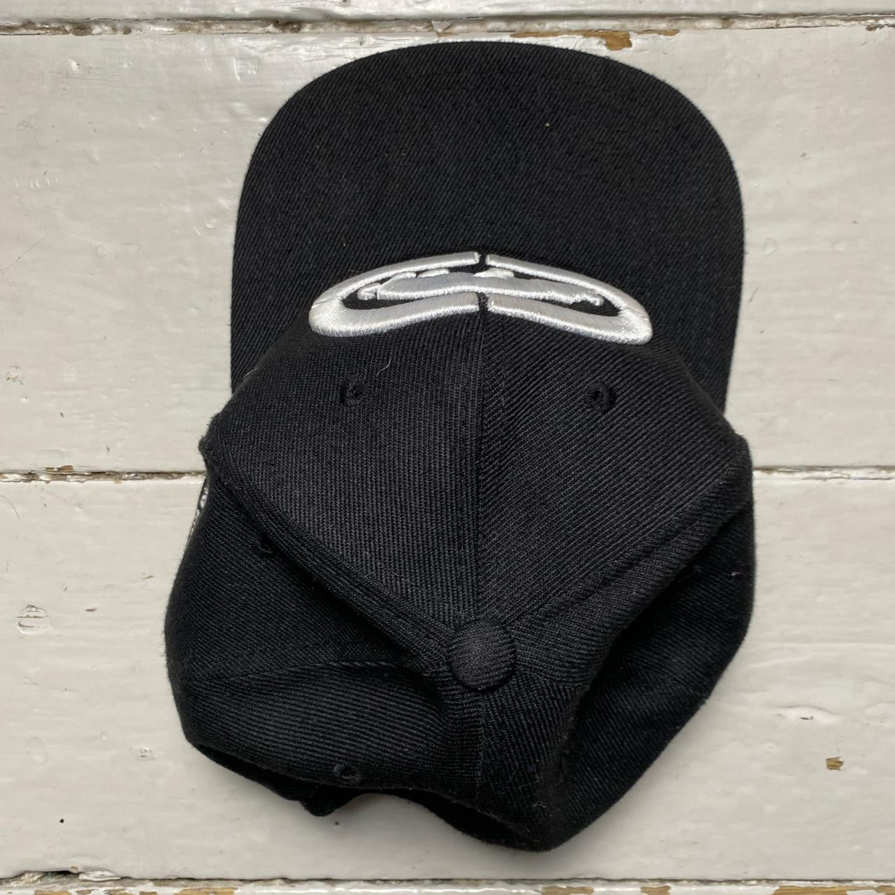Ecko UNLTD Snapback Black and White Hat