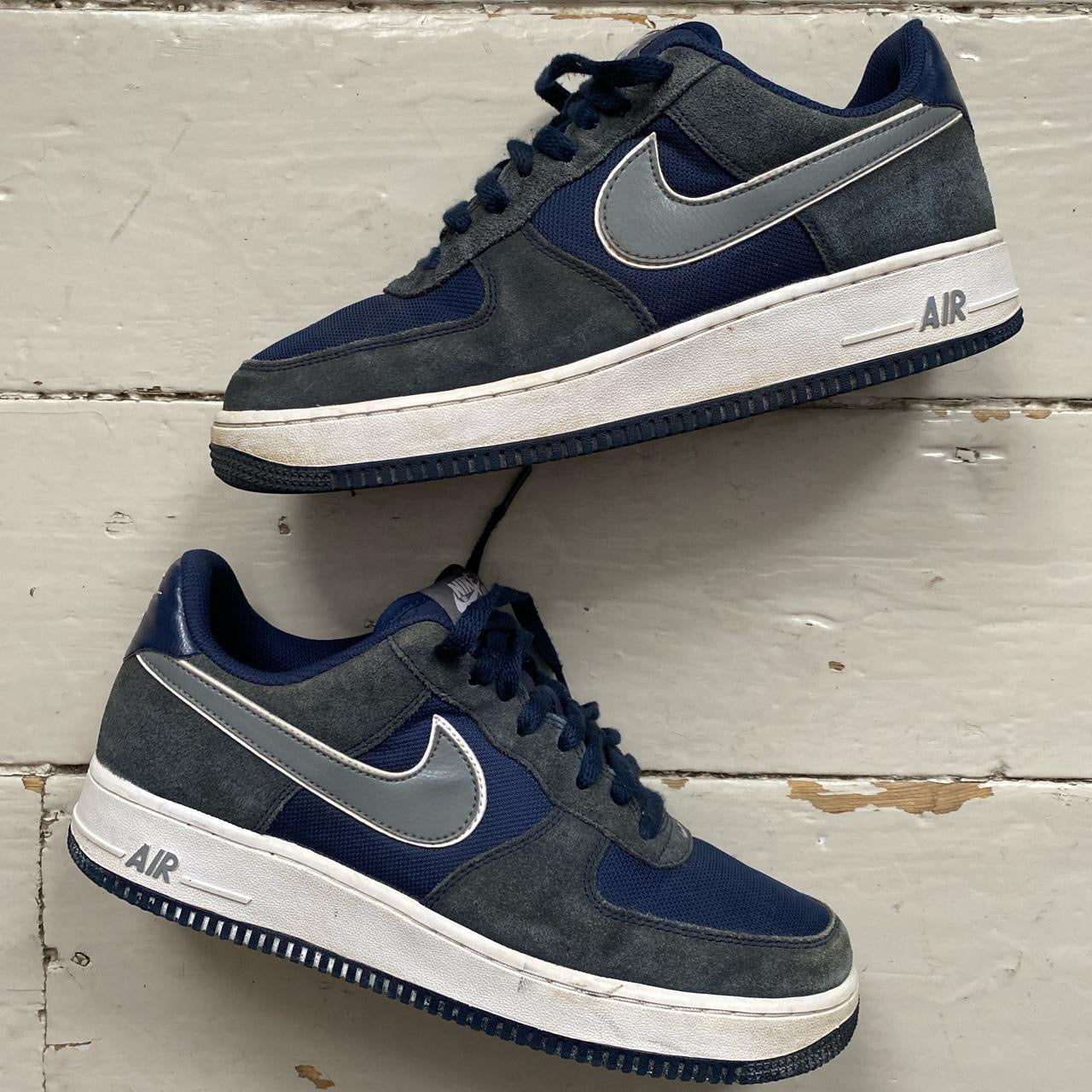 Nike Air Force 1 Navy and White (UK 9)