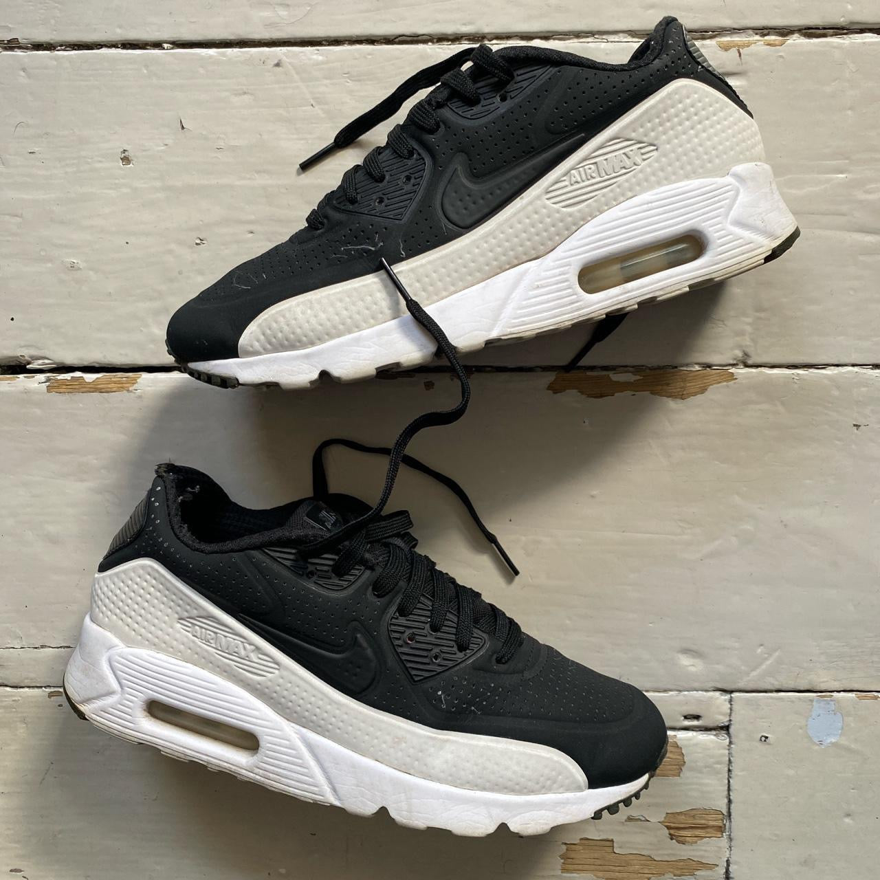 Nike Air Max 90 Ultra Black and White (UK 6)