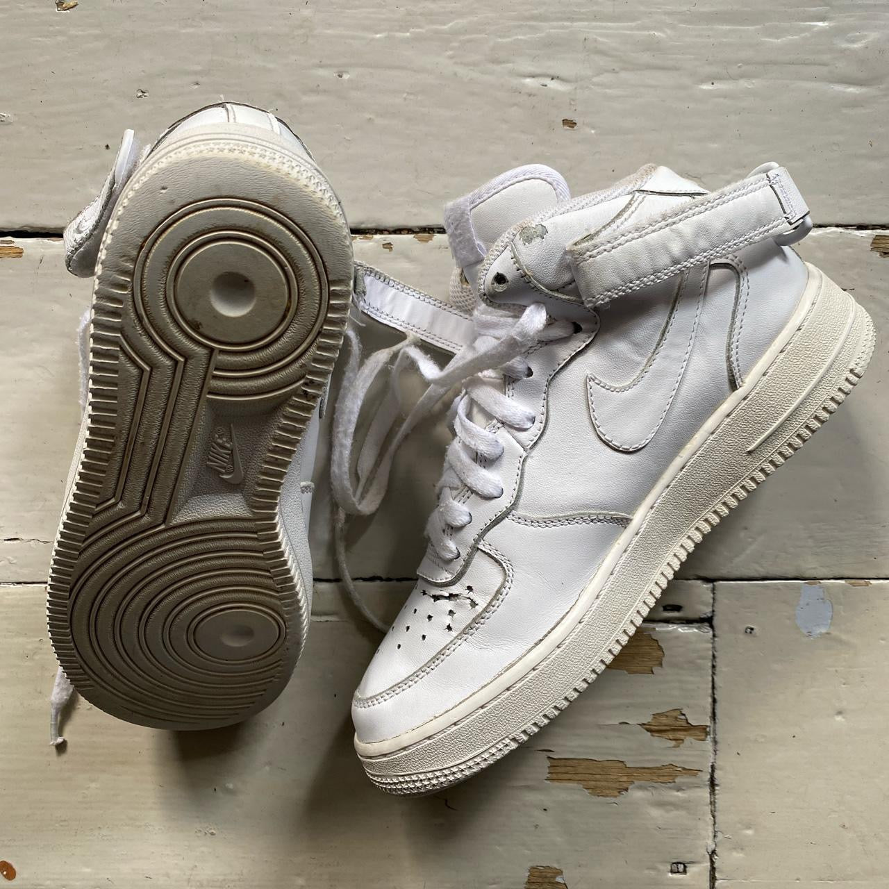 Nike Air Force 1 Mid White (UK 6)