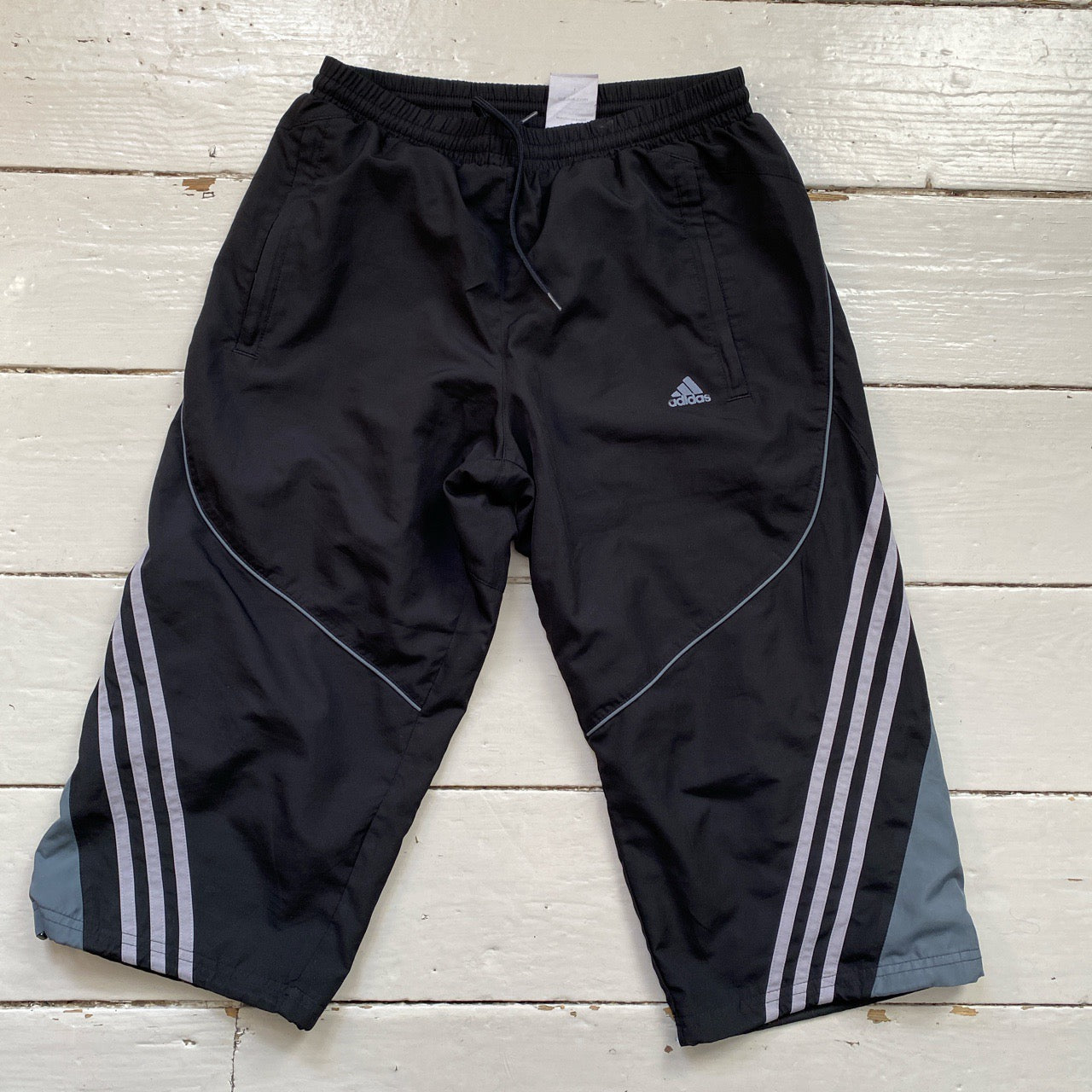 Adidas Shell Bottom Shorts (W30)