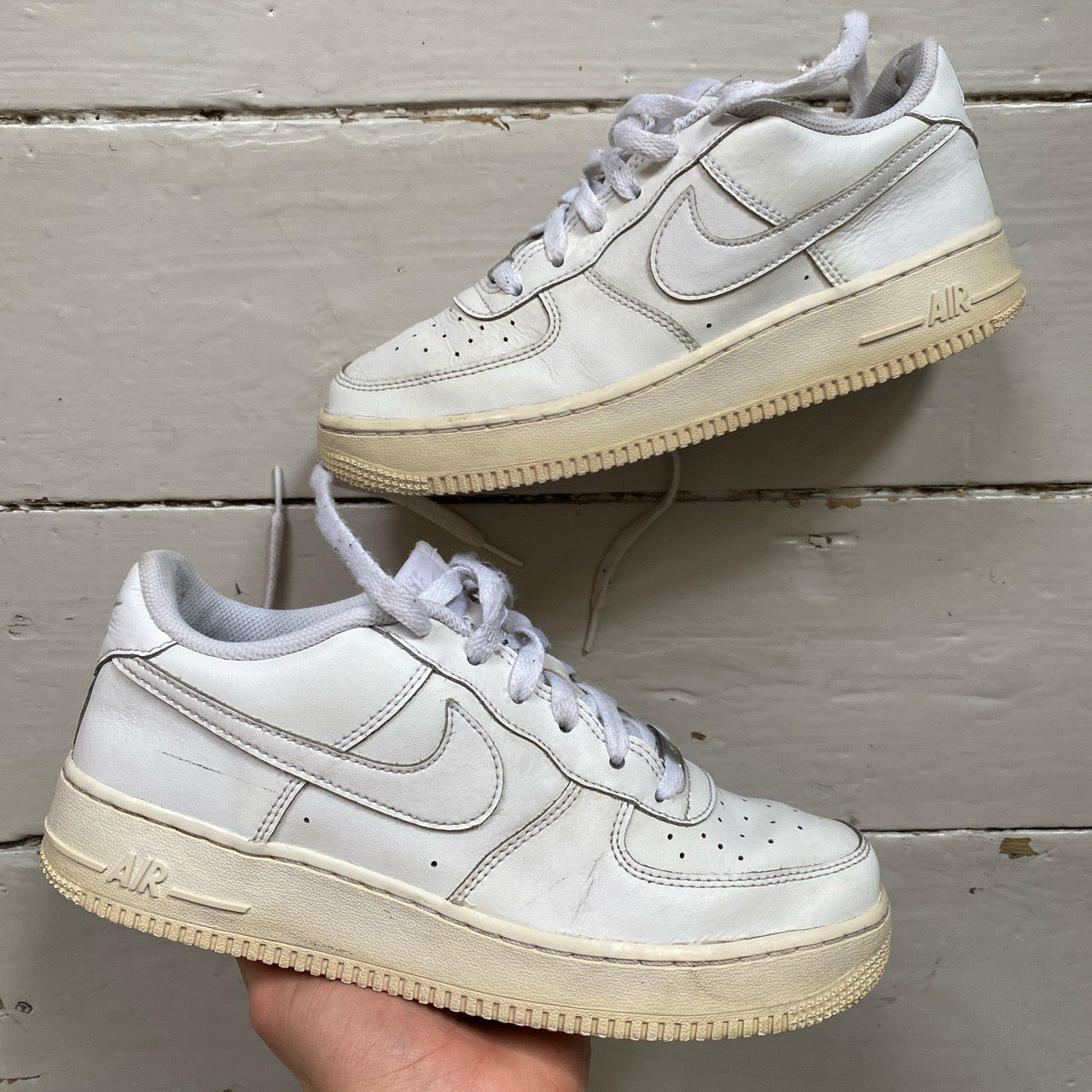 Nike Air Force 1 White (UK 6)