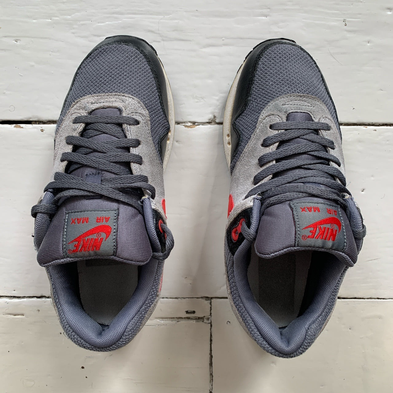 Nike Air Max 1 Black Grey Red (UK 4)