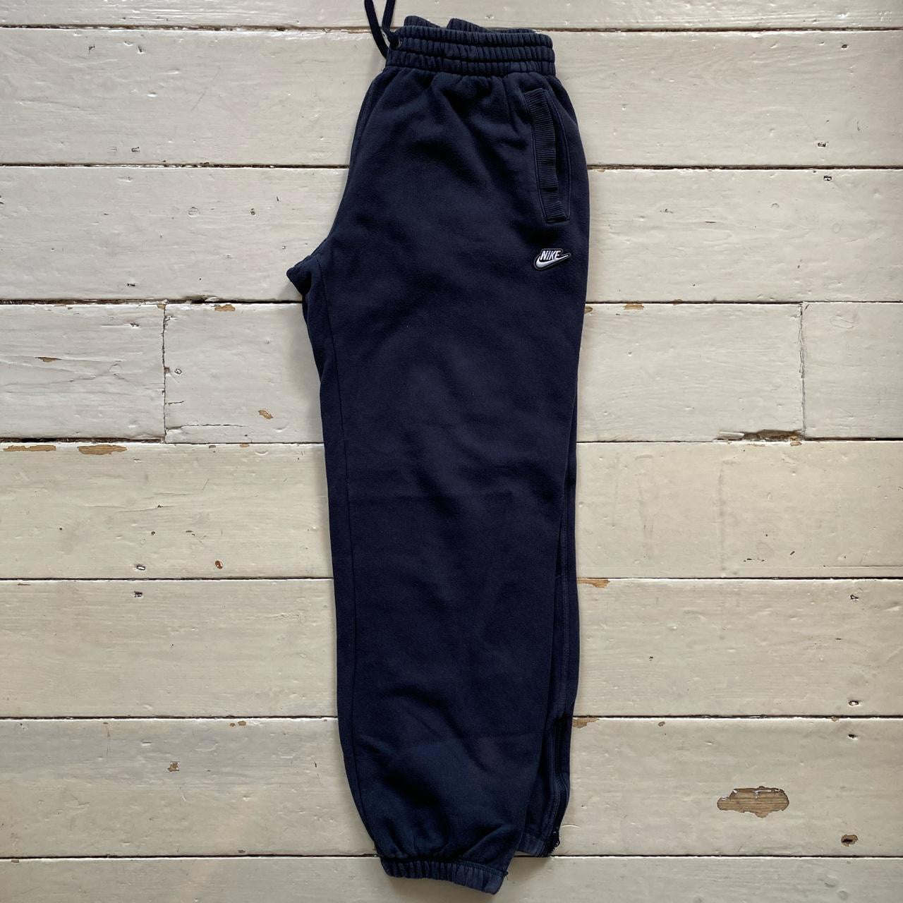 Nike Swoosh Navy Joggers (Medium)