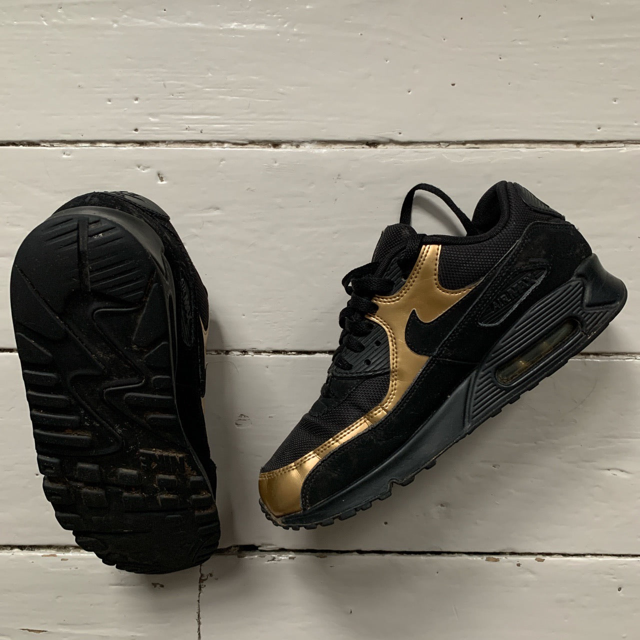 Nike Air Max 90 Black and Gold (UK 8)