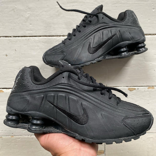 Nike Shox R4 Black (UK 6)