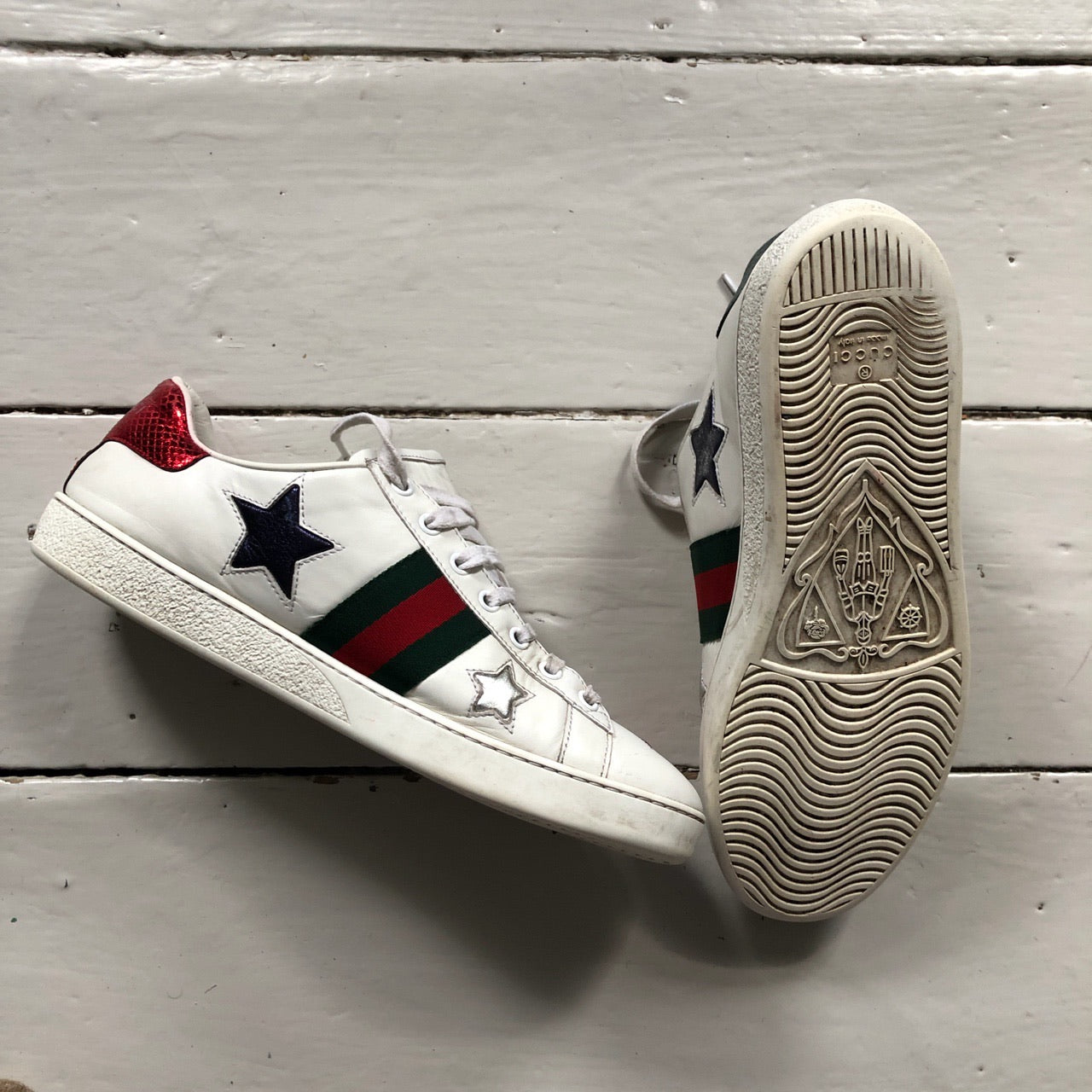 Gucci Stars Low Sneakers (UK 6.5)