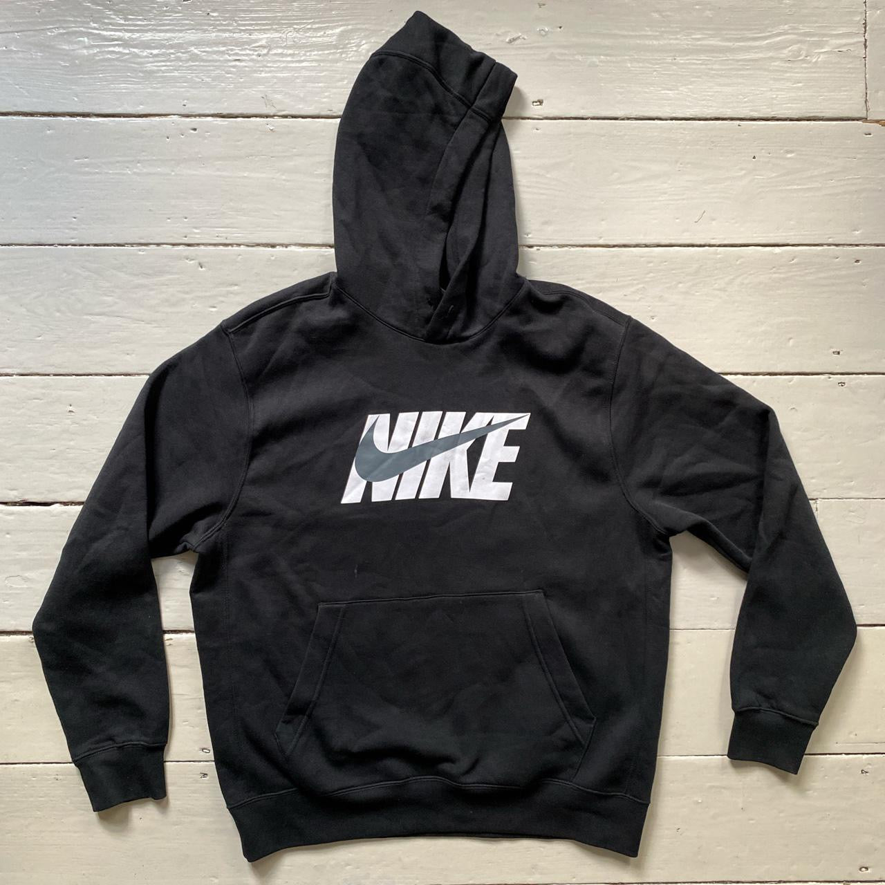 Nike Club Swoosh Spellout Hoodie (Large)