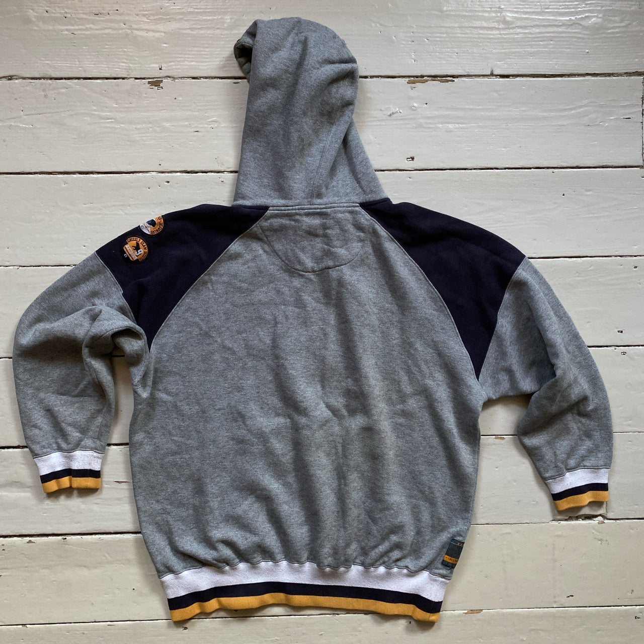 Akademiks Vintage Grey Hoodie (Large)