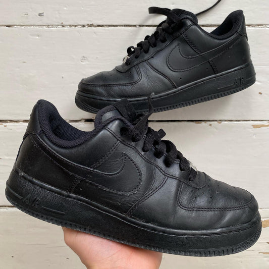 Nike Air Force 1 Black (UK 6)