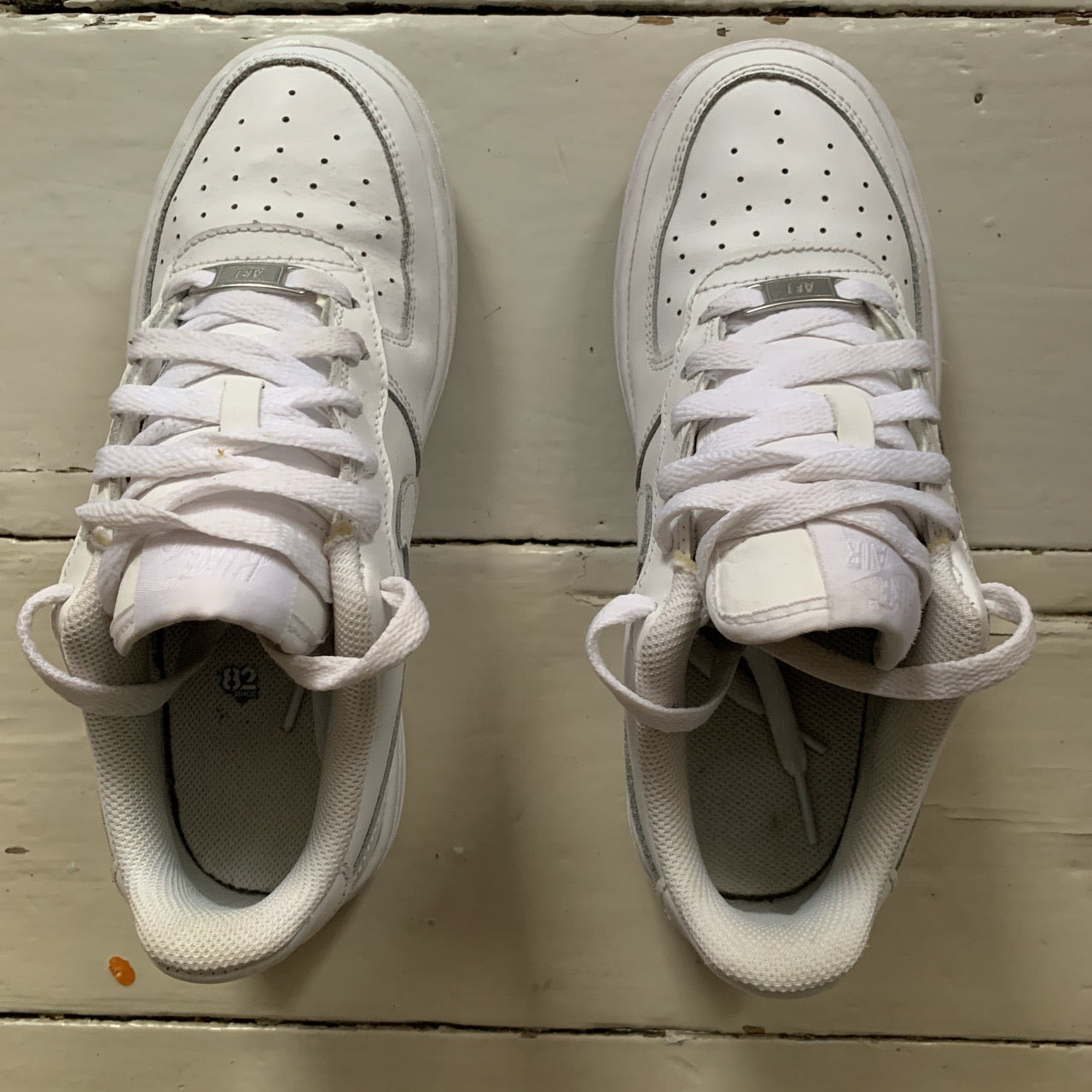 Nike Air Force 1 White (UK 4)