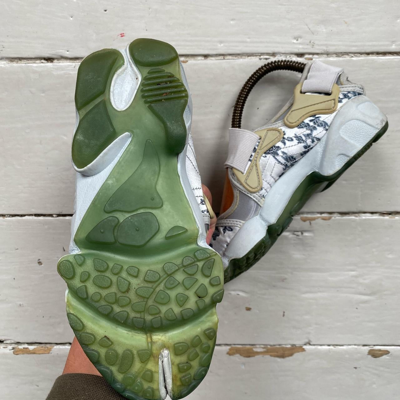 Nike Air Rift Split Toe (UK 3.5)