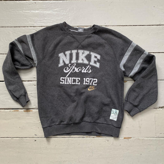 Nike Vintage Spellout Jumper (Small)