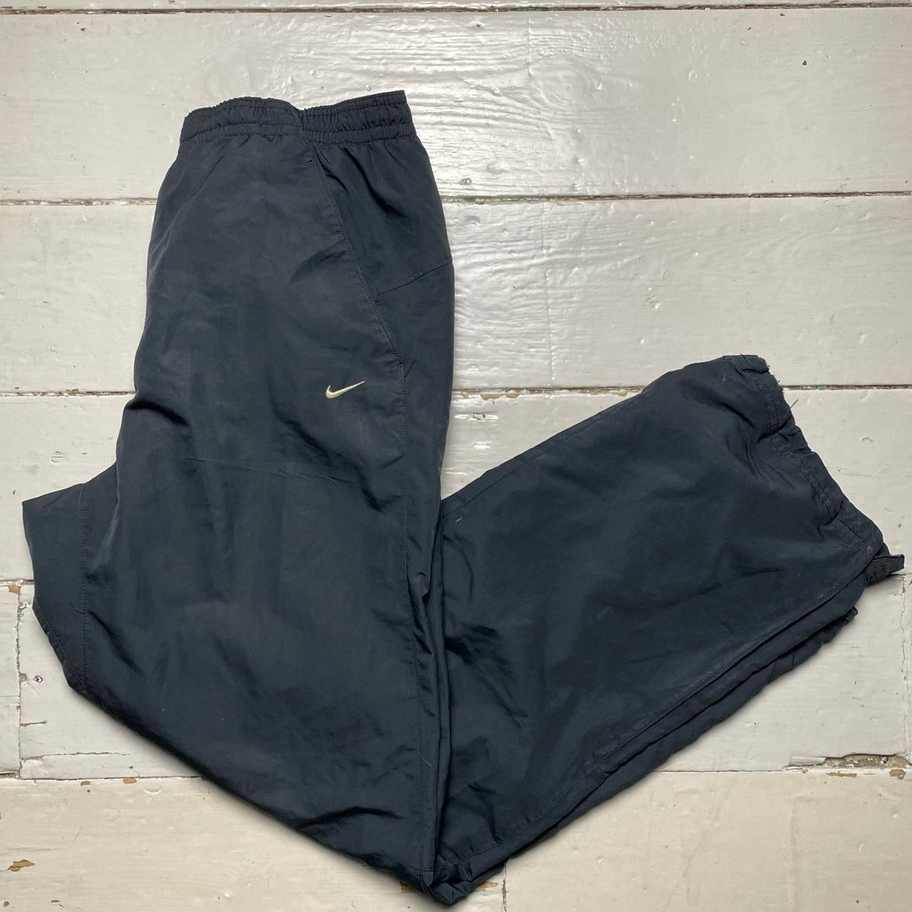 Nike Dri Fit Vintage Baggy Shell Bottoms (Large)