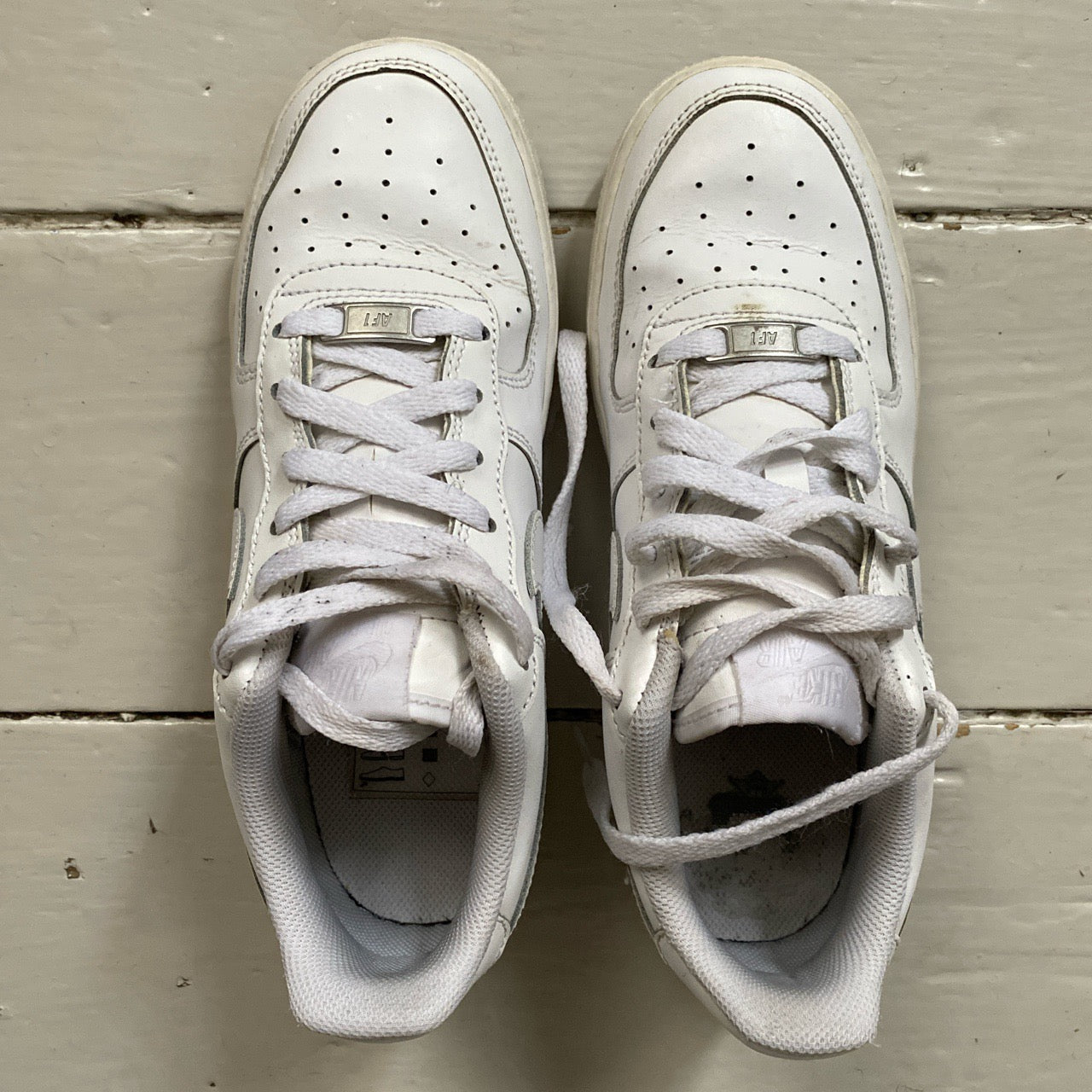 Nike Air Force 1 White (UK 5.5)