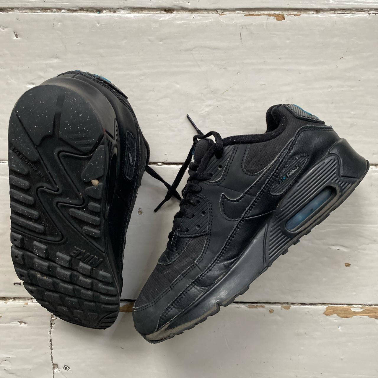 Nike Air Max 90 Black and Blue (UK 6)