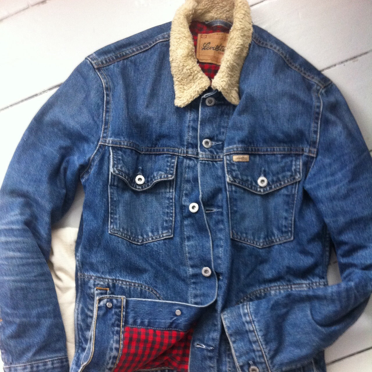 Levis denim jacket size s