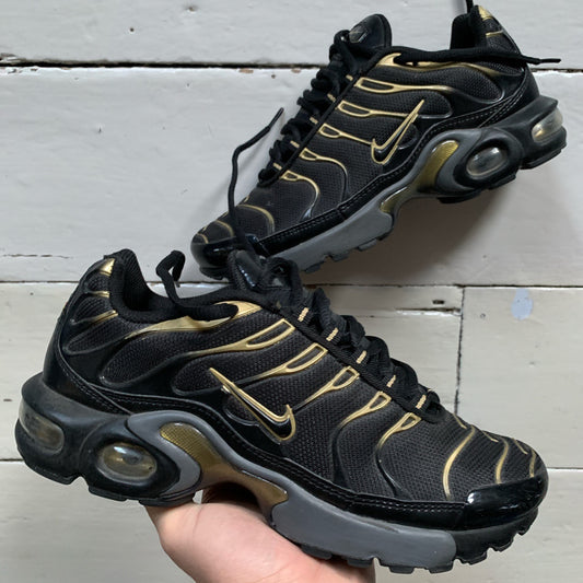 Nike TN Black and Gold (UK 5.5)