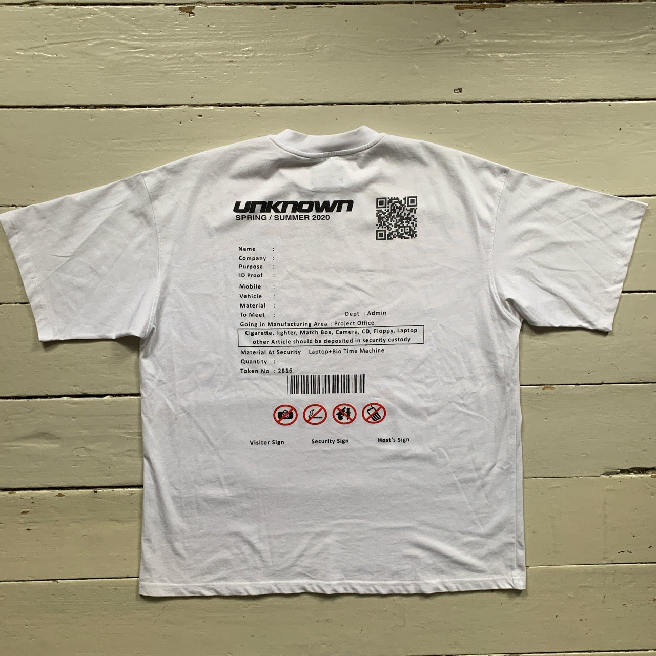 Unknown London T Shirt (XL)