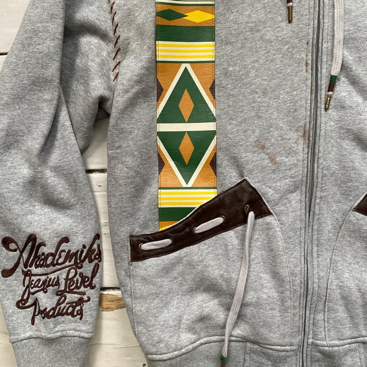 Akademiks Vintage Tribal Hoodie (Medium)