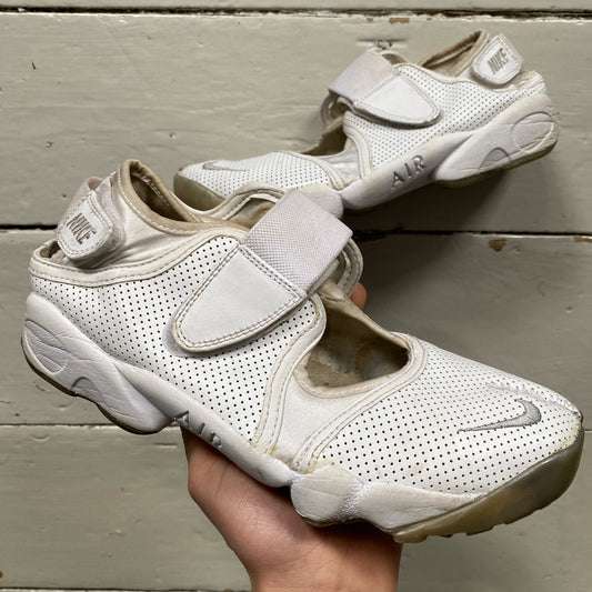 Nike Vintage Air Rift White 2007 (UK 6.5)