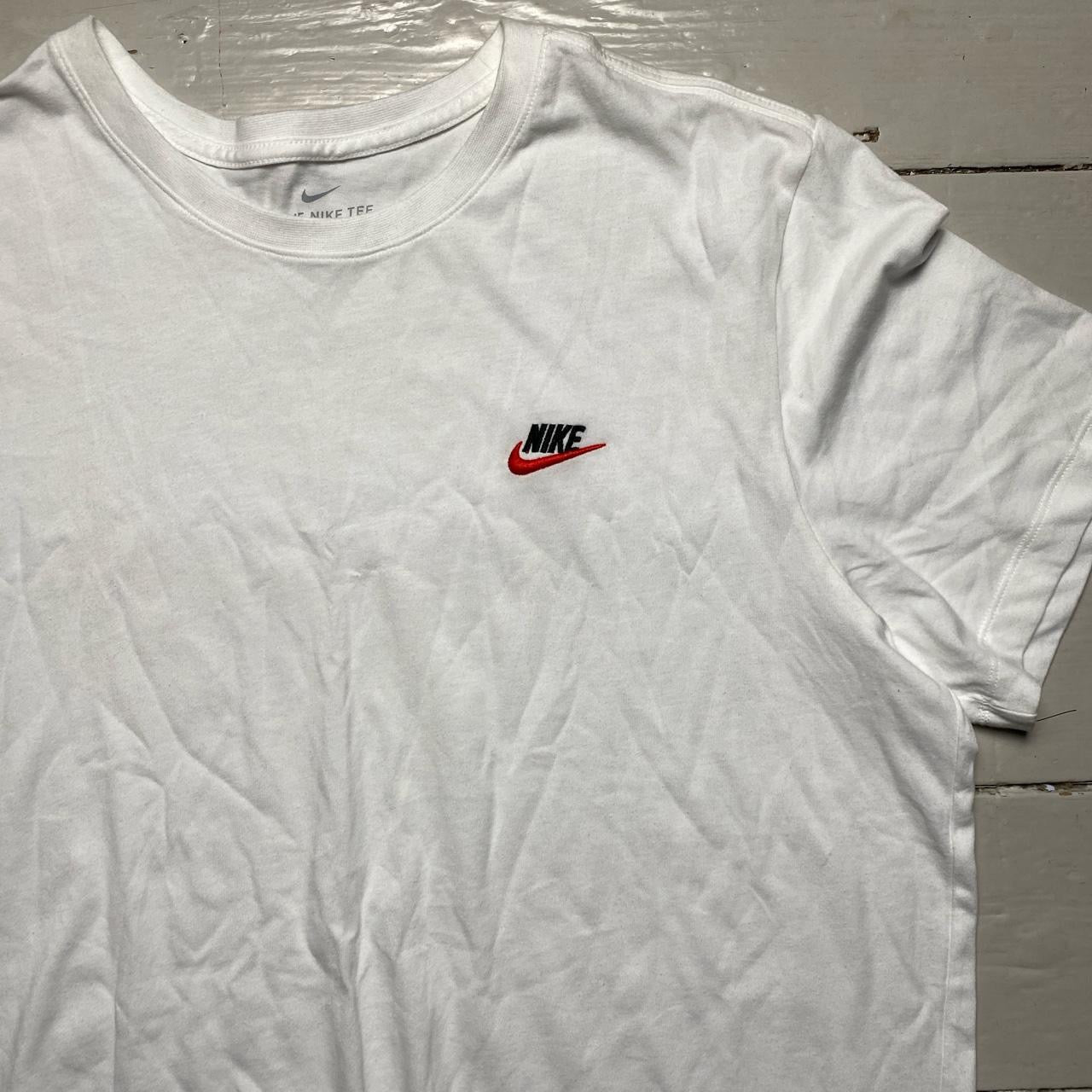 Nike Swoosh T Shirt (XXL)