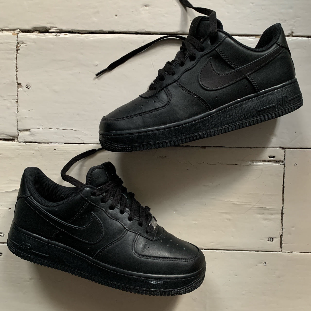 Nike Air Force 1 Black (UK 6)