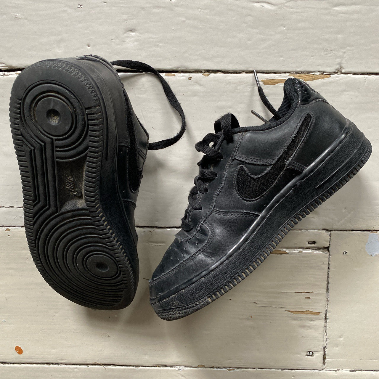 Nike Air Force 1 Velcro Black (UK 4)