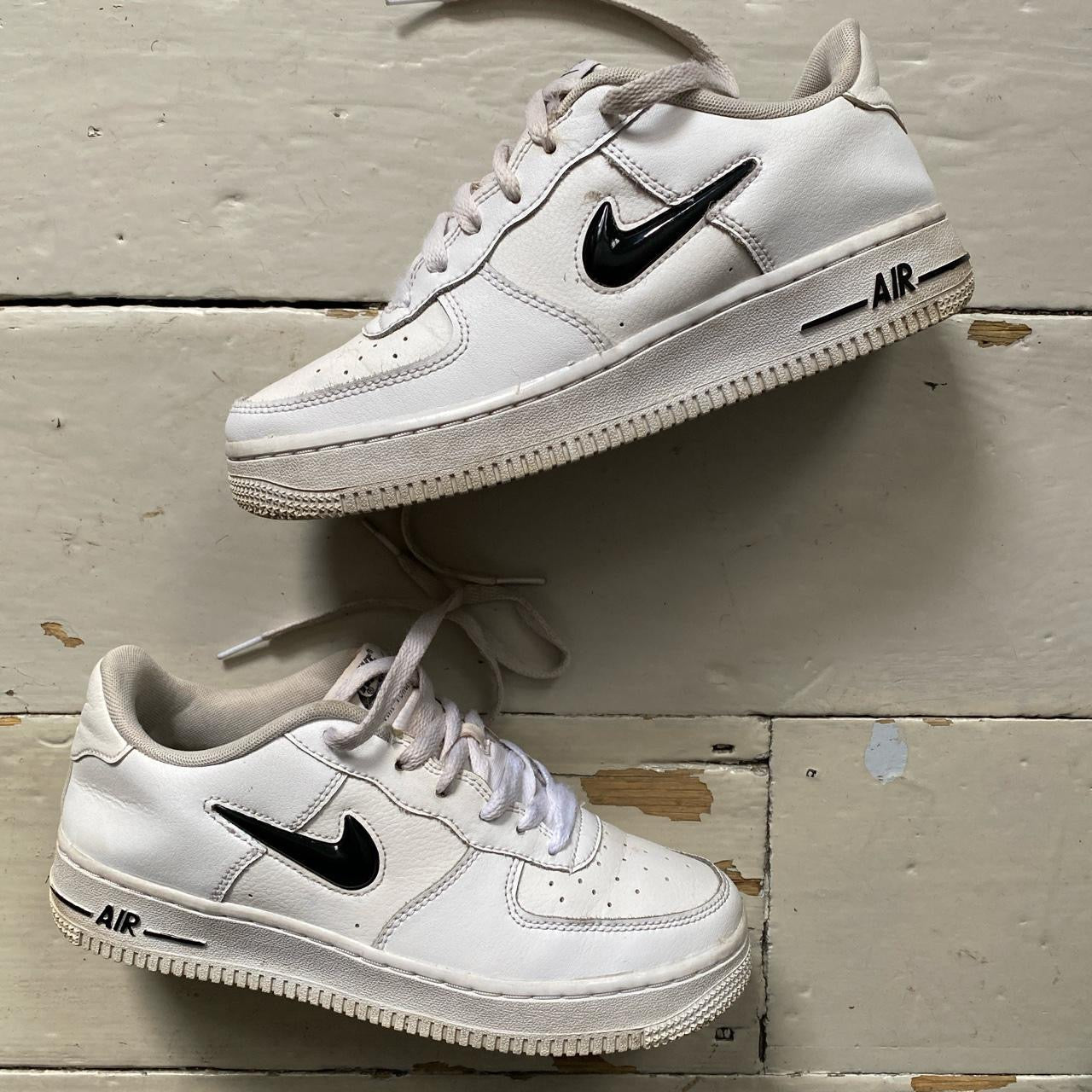 Nike Air Force 1 Jewel White and Black (UK 5)