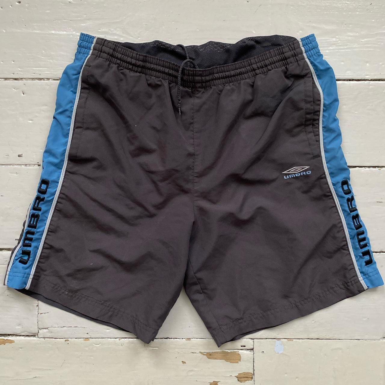 Umbro Shell Shorts (Large)