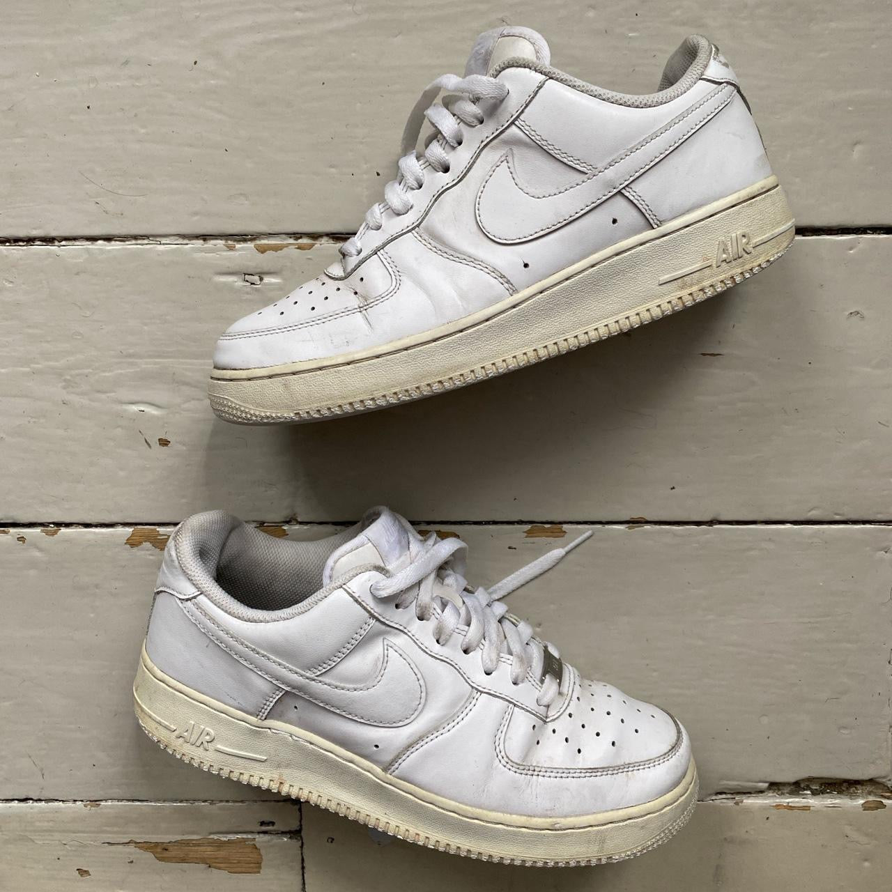 Nike Air Force 1 White (UK 8)