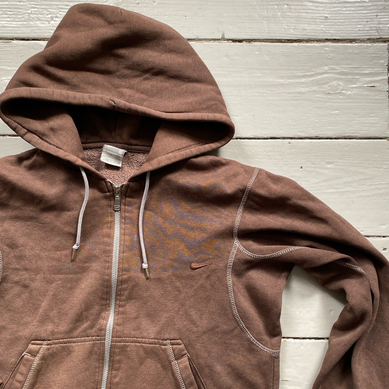 Nike Contrast Stitch Brown Hoodie (Small)