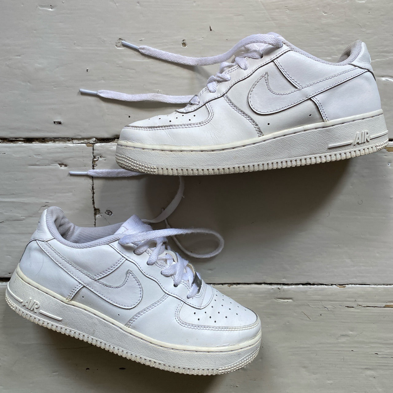 Nike Air Force 1 White (UK 5.5)