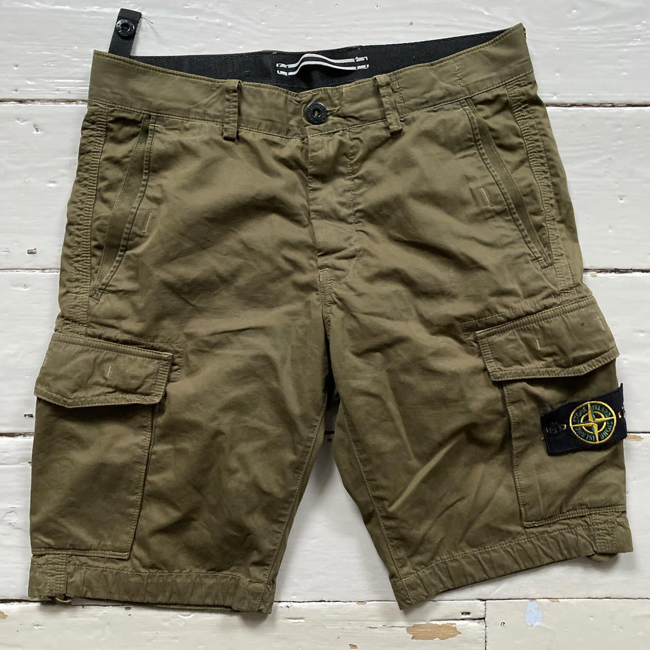 Stone Island Khaki Green Cargo Shorts (30W)