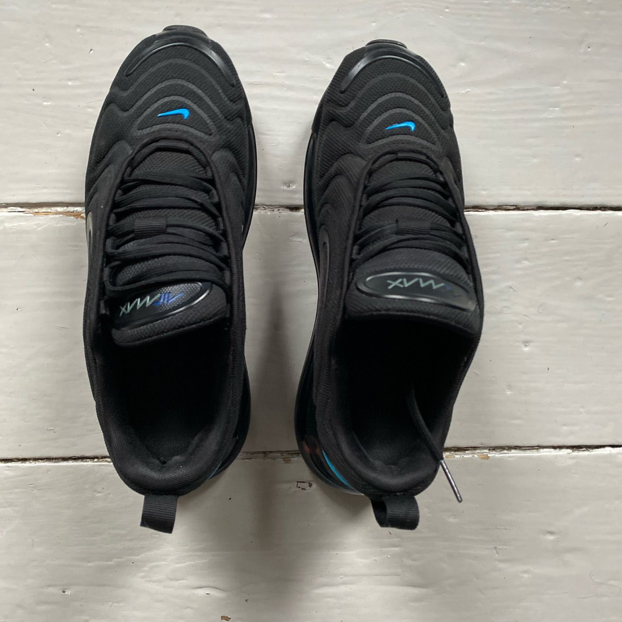 Nike Air Max 720 Black and Blue UK 4 Wear Garson