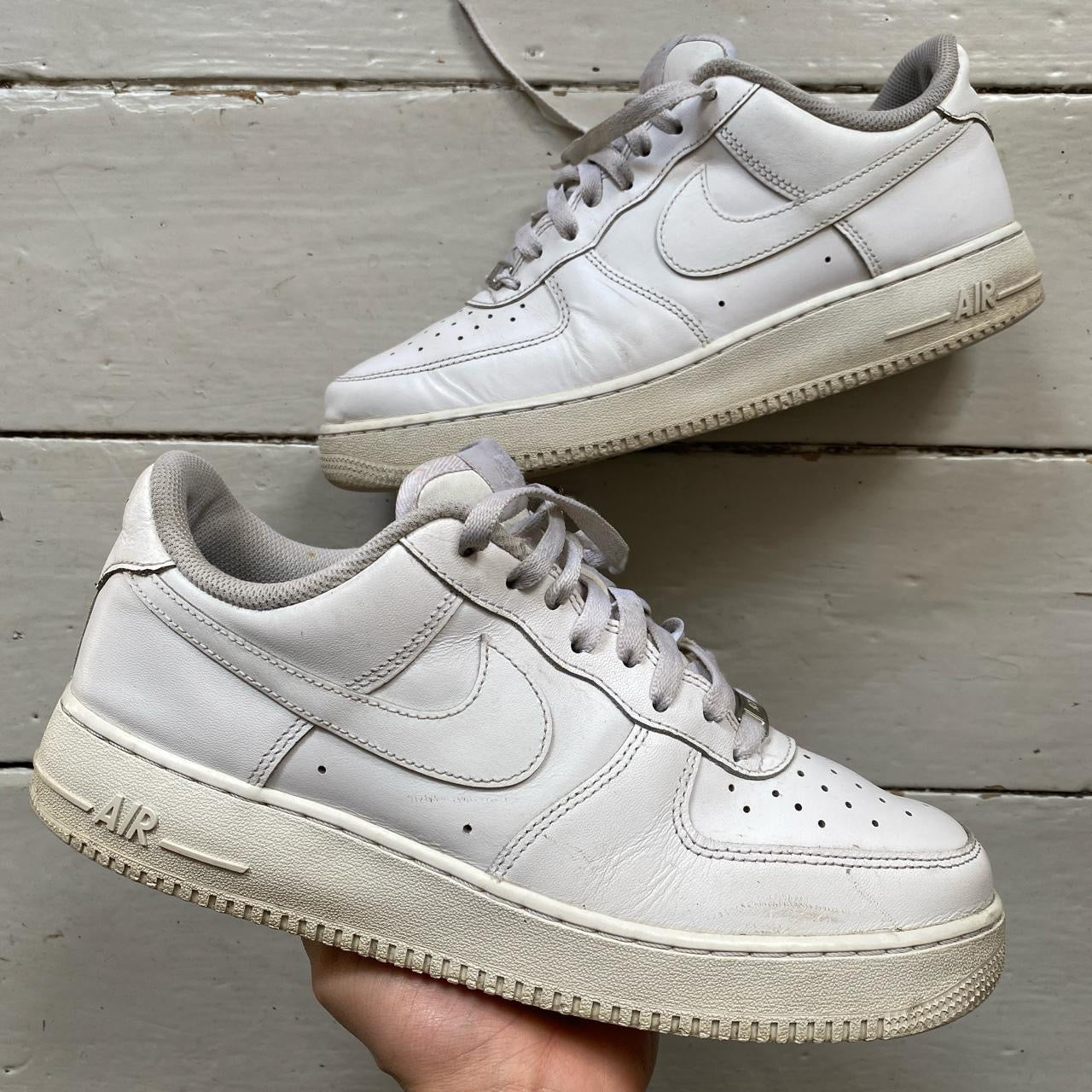 Nike Air Force 1 White (UK 9)