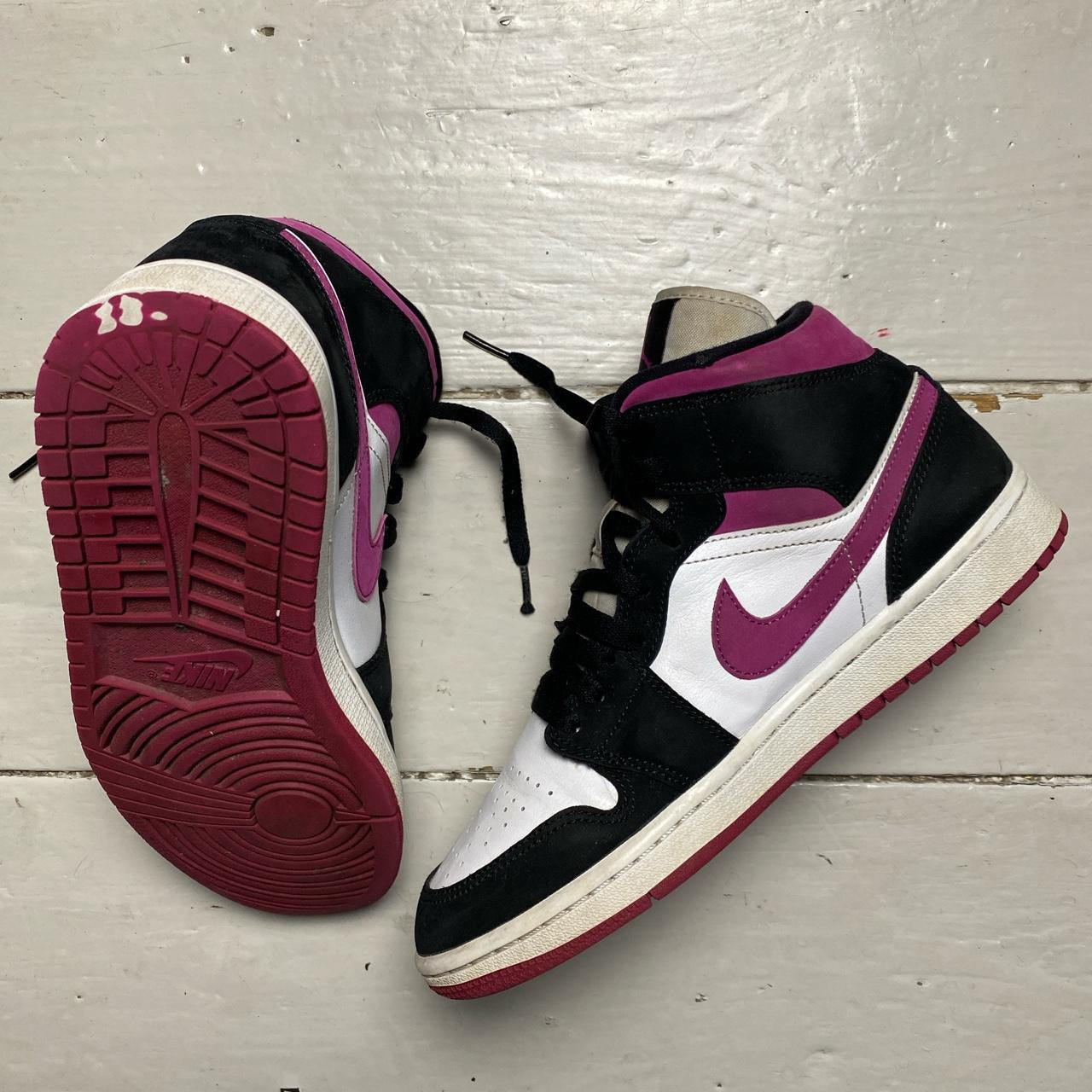 Jordan 1 Mid Magenta (UK 6.5)