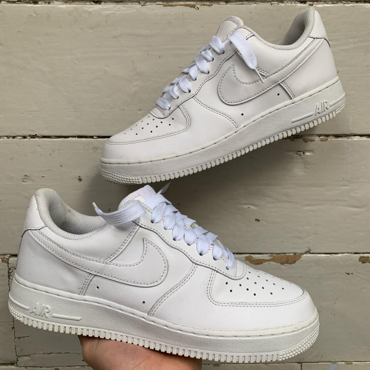 Nike Air Force 1 White (UK 7.5)