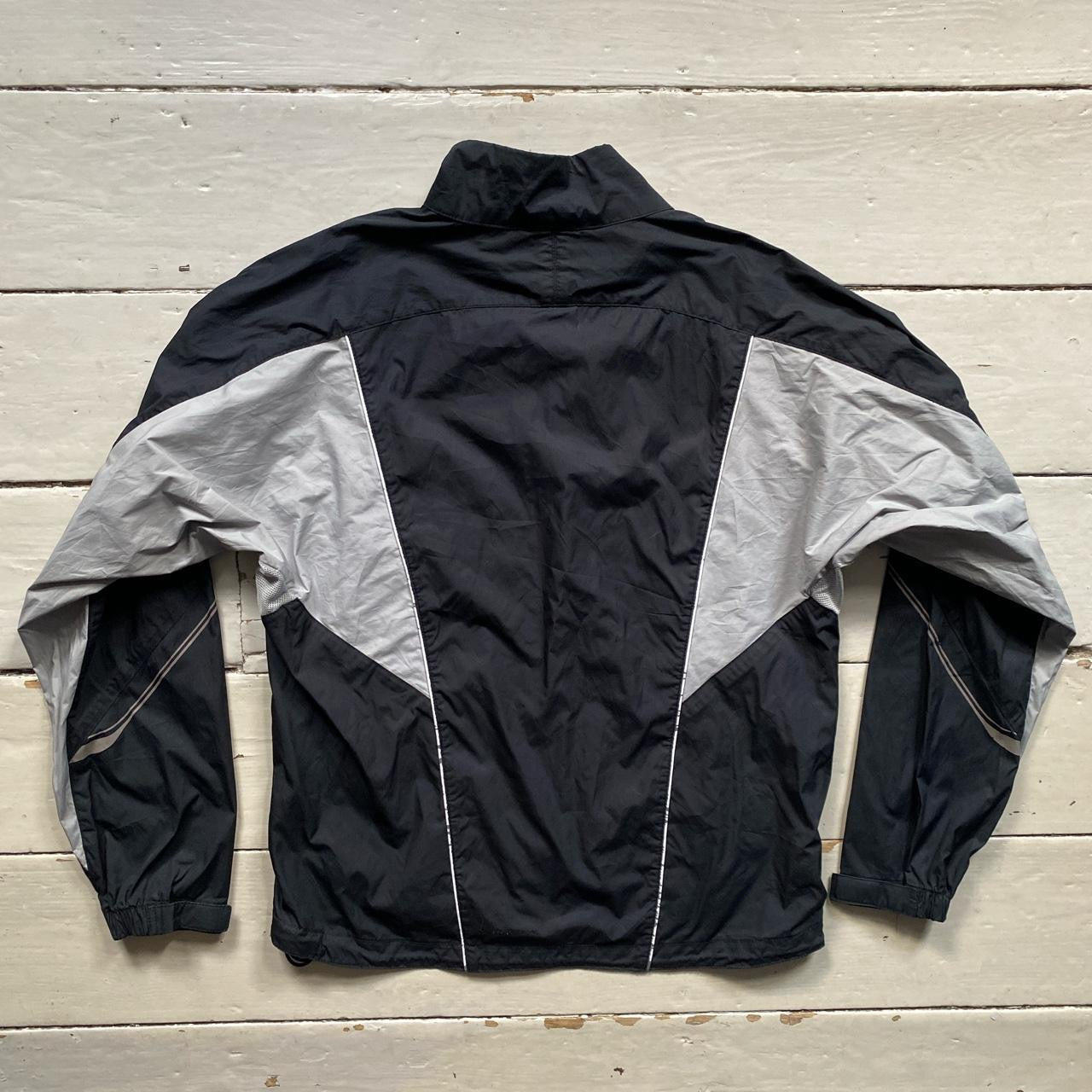 Nike Womens Windbreaker Jacket (Medium)