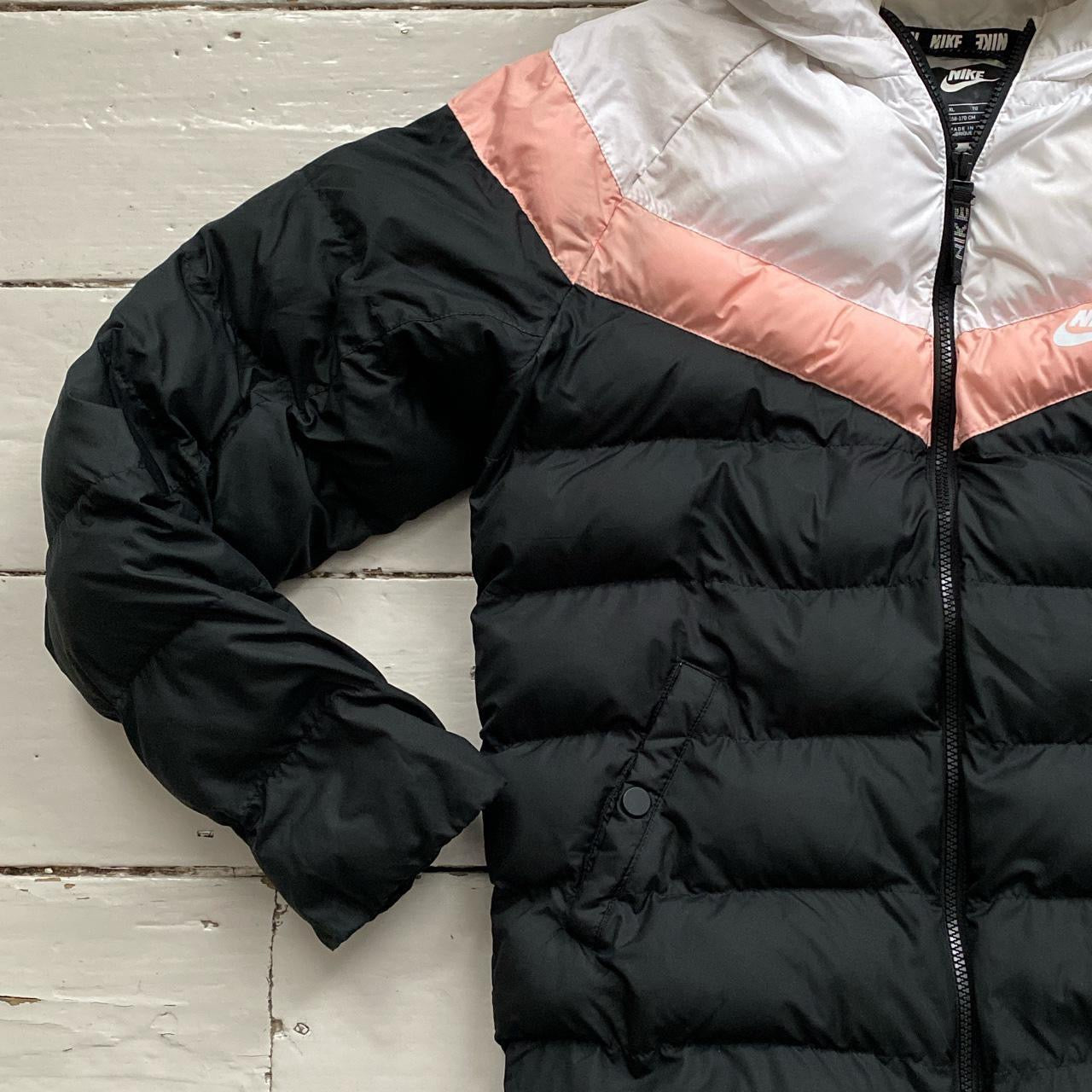 Nike Swoosh Puffer Bubble Coat (Small Womens)