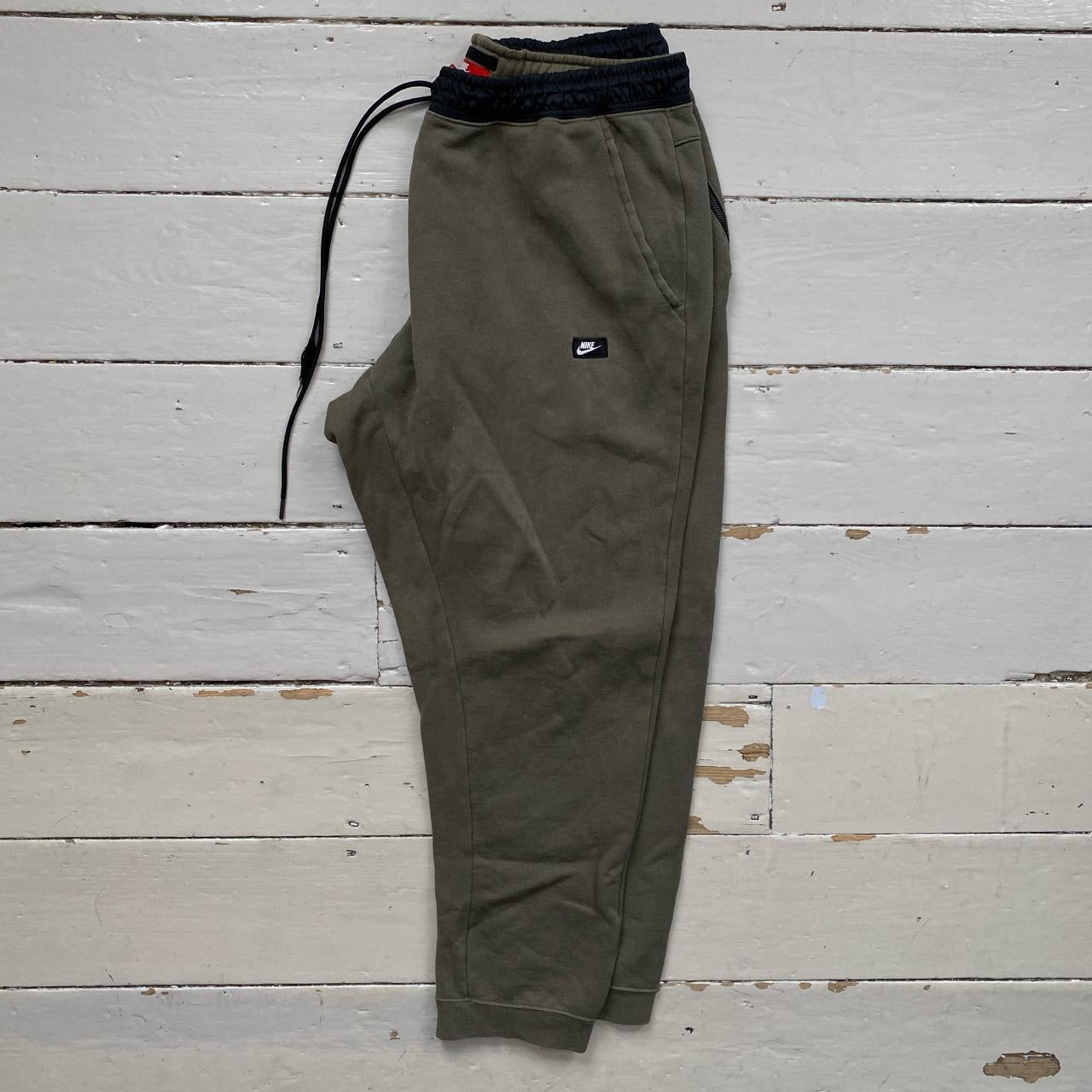 Nike Swoosh Box Logo Green Joggers (XXL)