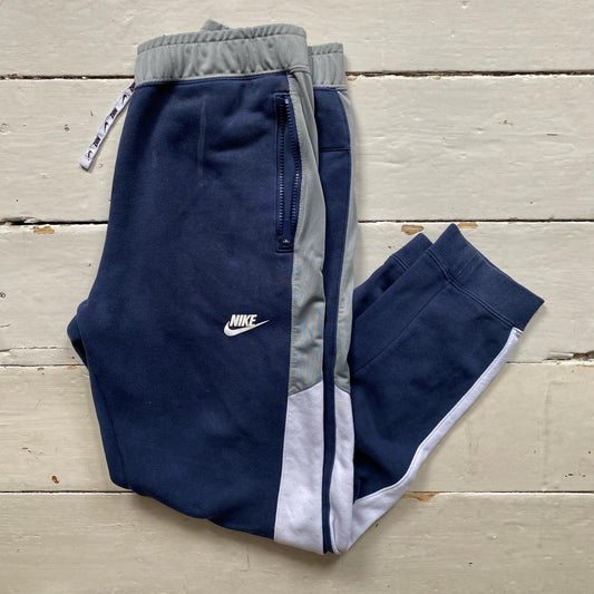 Nike Swoosh Navy Joggers (Medium)